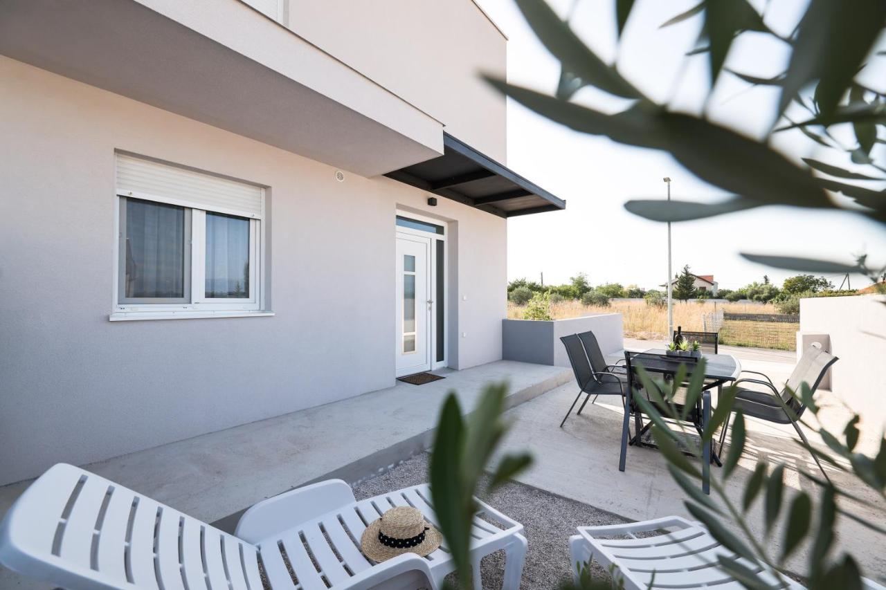 Duo Soles - Apartments With Private Parking Near Zadar Murvica  Kültér fotó