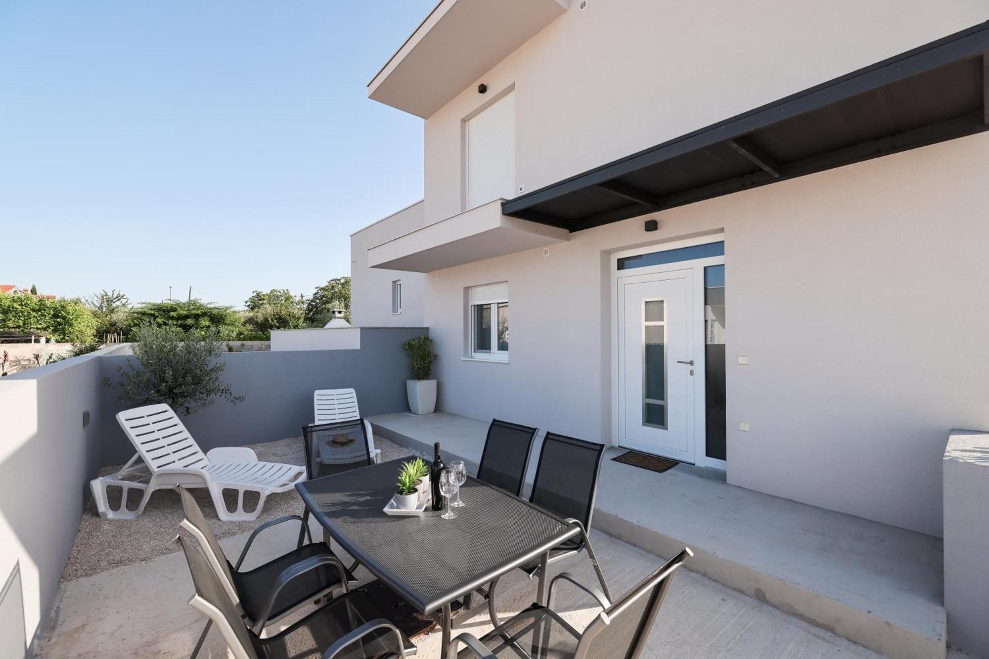 Duo Soles - Apartments With Private Parking Near Zadar Murvica  Kültér fotó